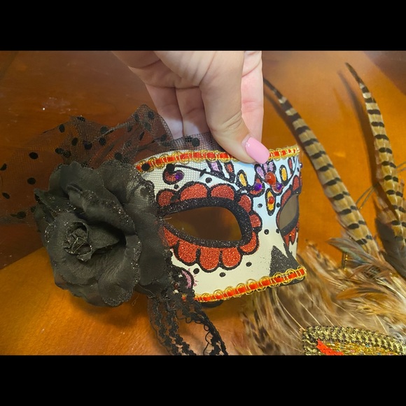 Masquerade Ball Halloween 2 costume masks - Picture 3 of 10